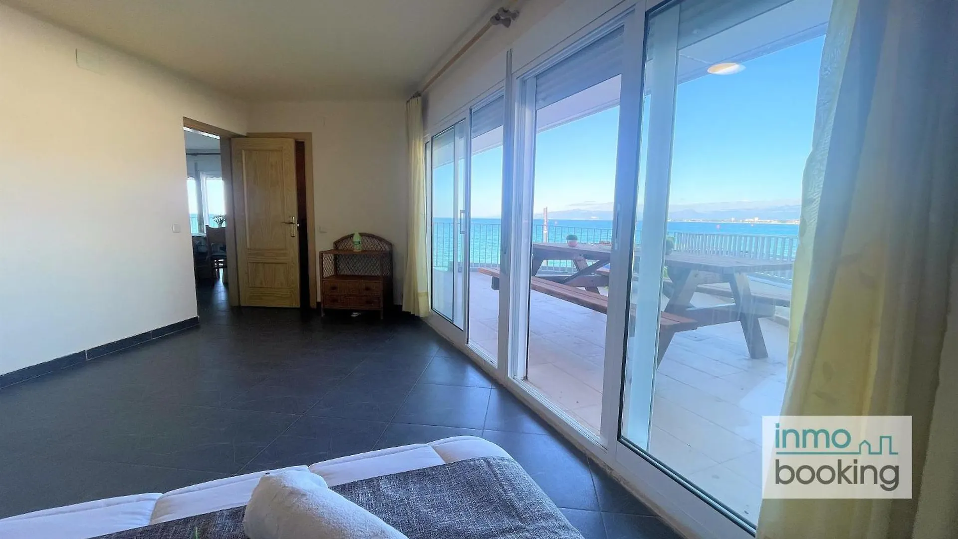 Apartment Acantilados La Mar De Salou Spain